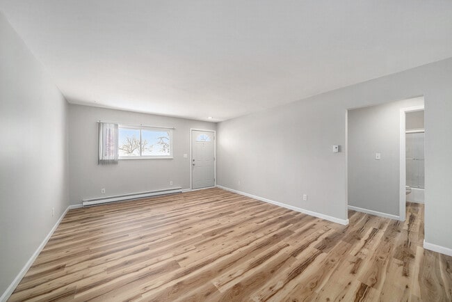 Building Photo - 210 W Locust St