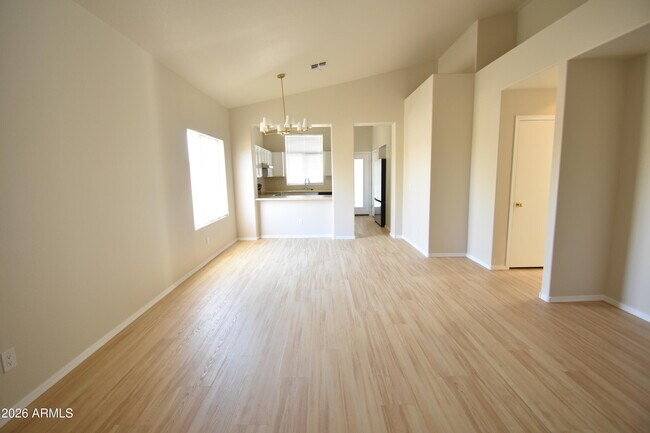 Foto del edificio - 3511 W Morse Ct