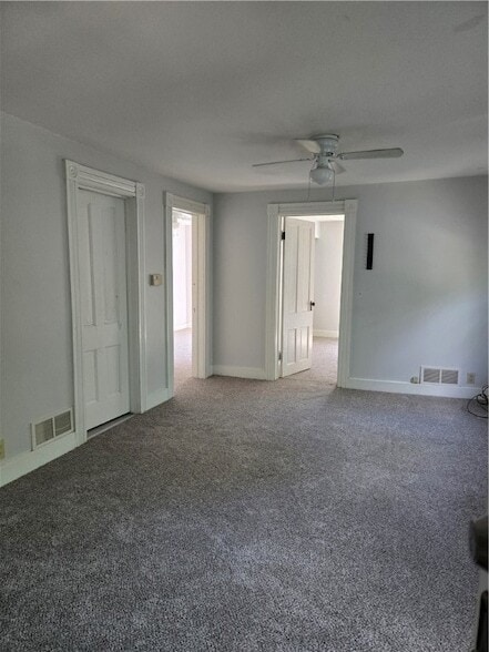 Building Photo - 114 Seager St