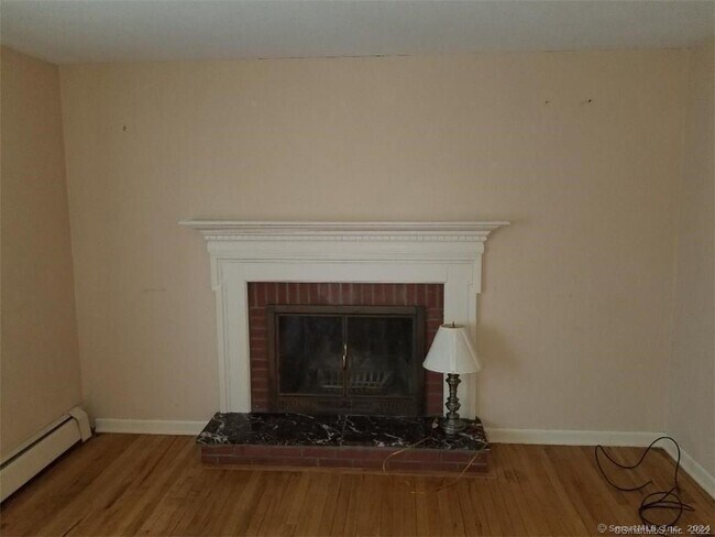 Foto del edificio - 36 Woodcrest Dr
