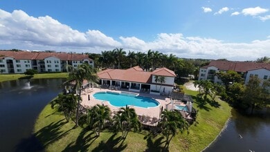 Building Photo - 401 Villa Cir