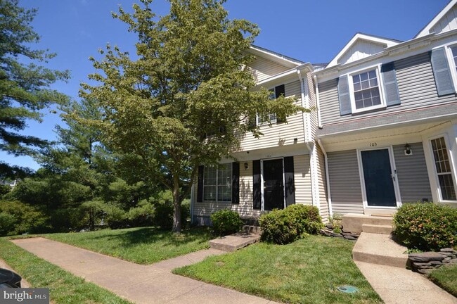 Building Photo - 101 Aston Ct