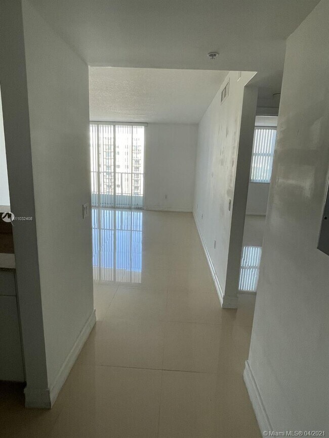 Foto del edificio - 117 NW 42nd Ave