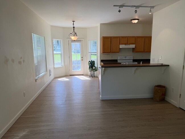 Building Photo - 1407 Lucinda Ct
