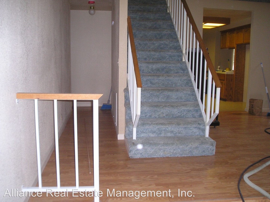 Building Photo - 3 br, 2 bath House - 14950 Clear Cut Ln
