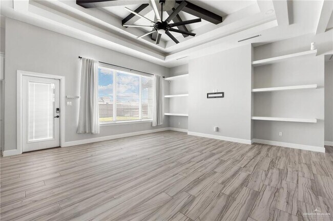 Foto del edificio - 16 Rabbit Run Ave