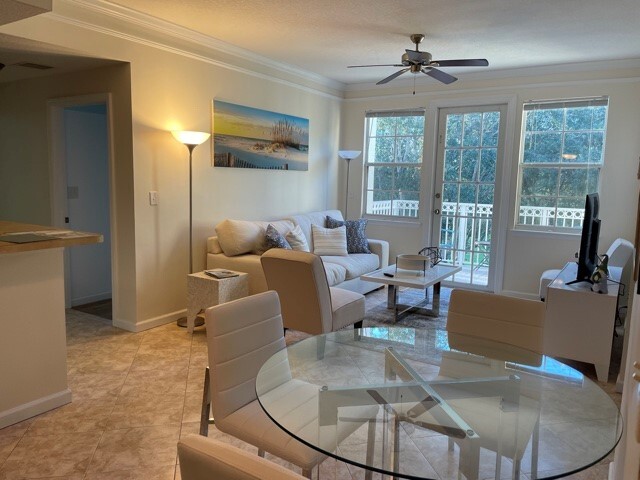 Foto principal - 9857 Baywinds Dr
