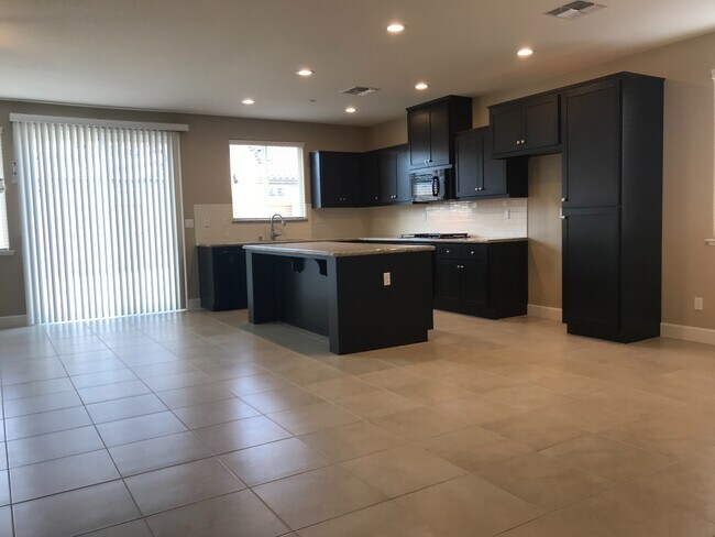Foto del edificio - 1627 Marsh Ct