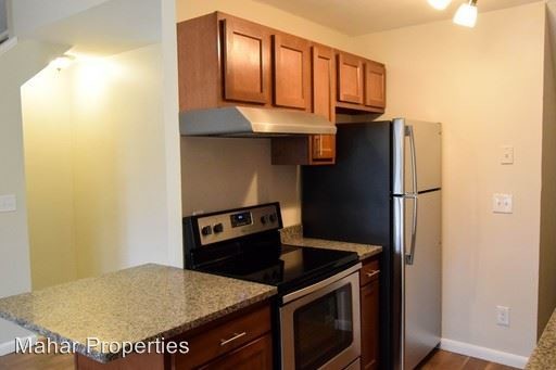 Building Photo - 2 br, 1 bath Apartment - 110 Morris St