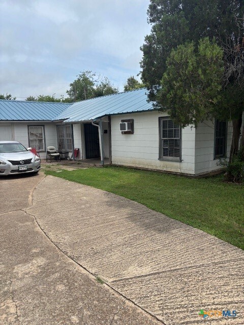 Foto principal - 1106 Middleton St