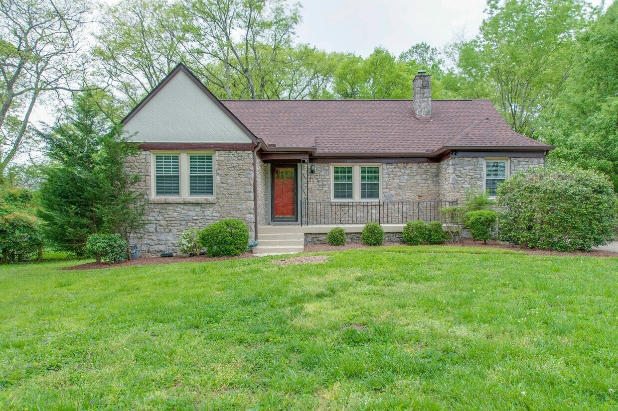 1005 Estes Rd, Nashville, TN 37215 House Rental in Nashville, TN