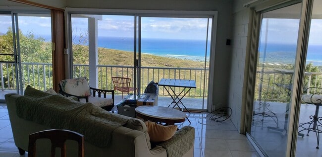 Building Photo - 1827 Halekoa Dr