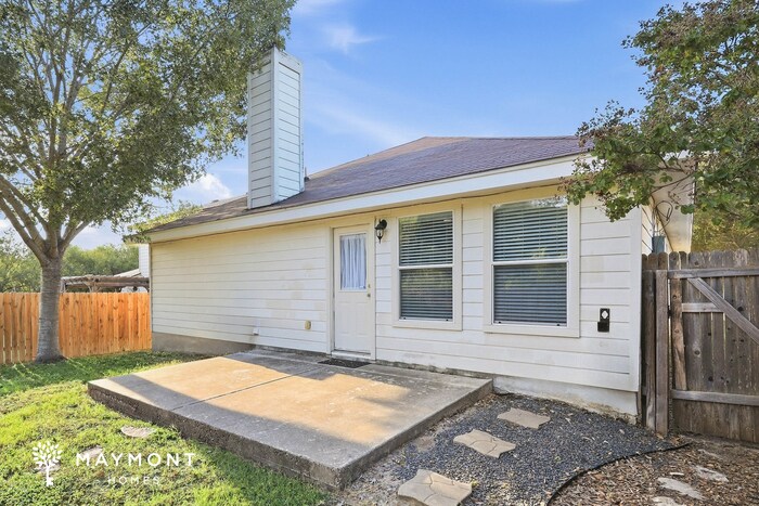 Building Photo - Spacious 3-Bedroom San Antonio Home with 2-Car Garage