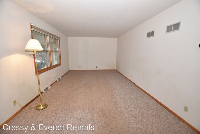 Foto del edificio - 3 br, 1.5 bath House - 14769 Day Rd.