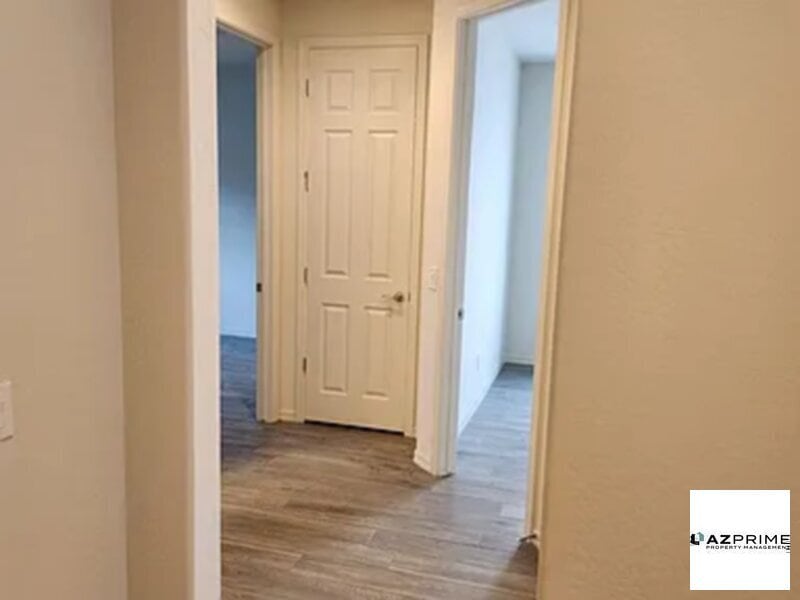 Foto principal - Single Family Residence