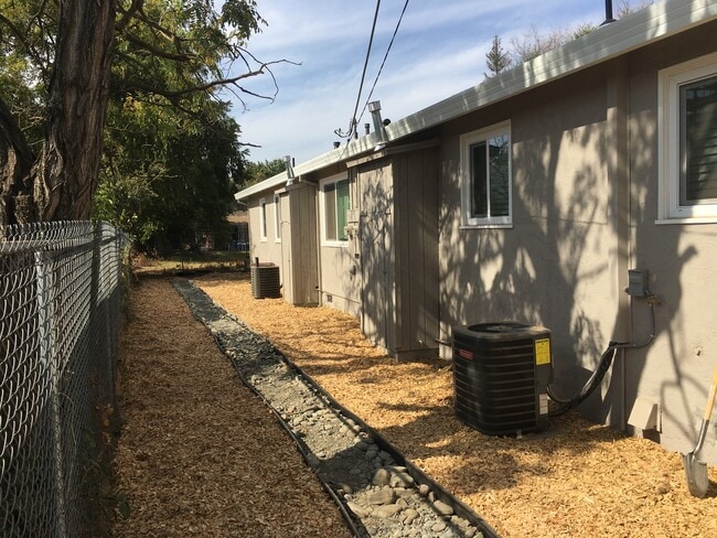 Building Photo - 5050 Enrico Blvd