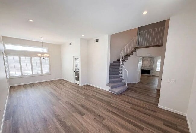 Building Photo - 1338 Cll Galante