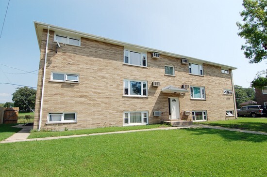 Primary Photo - 337 Avilon Ct