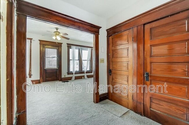 Building Photo - 888 Studer Ave