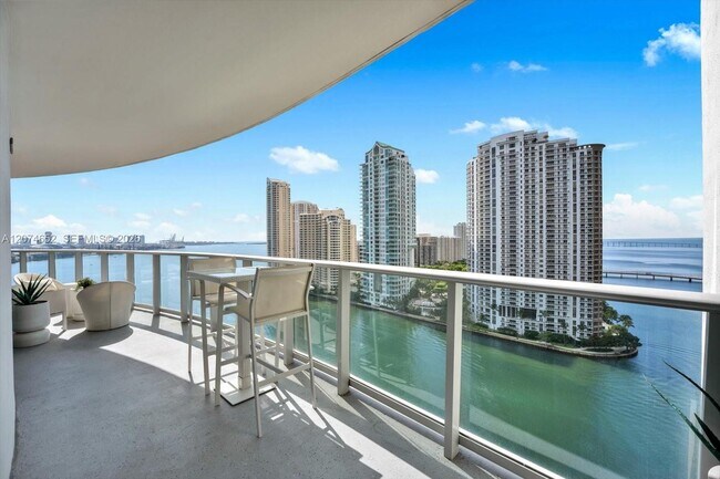 Building Photo - 300 S Biscayne Blvd