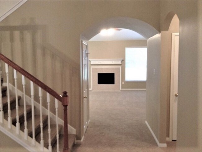 Foto del edificio - 12527 Avery Vale Ln