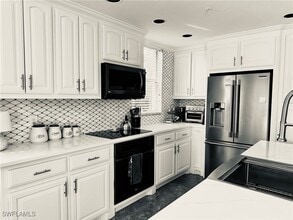Building Photo - 24700 Lakemont Cove Ln