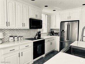 Building Photo - 24700 Lakemont Cove Ln