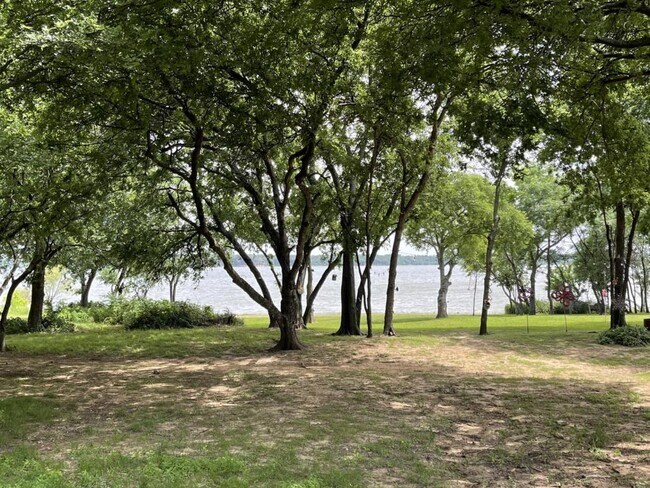 Foto del edificio - 5755 Skinner Way