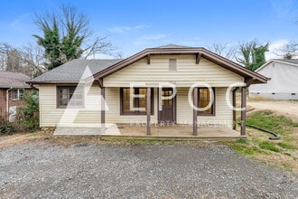 Building Photo - 1310 Phipps Ave