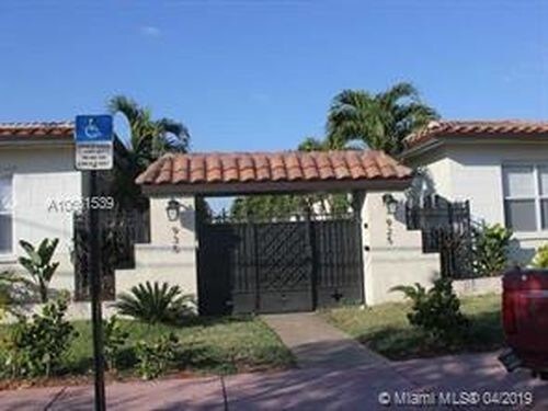 Foto principal - 955 Marseille Dr