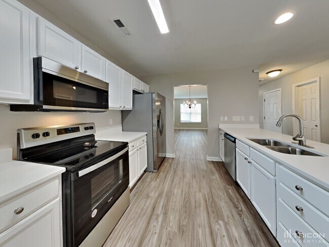Foto del edificio - 3007 Quail Oak Dr