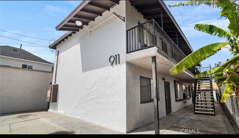 Photo - 911 E 10th St (Long Beach, CA)