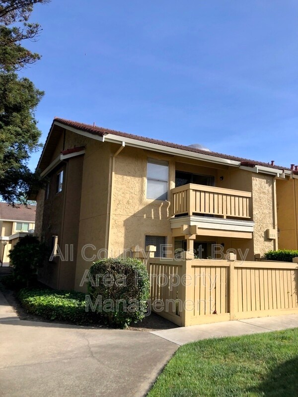 48 Las Moradas Cir, San Pablo, CA 94806 Condo for Rent in San Pablo