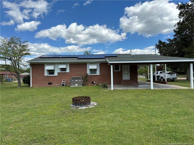 Foto del edificio - 1120 Poplar Dr
