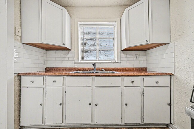 Foto del edificio - Beautiful 2 Bedroom 1 Bathroom in Kansas City!