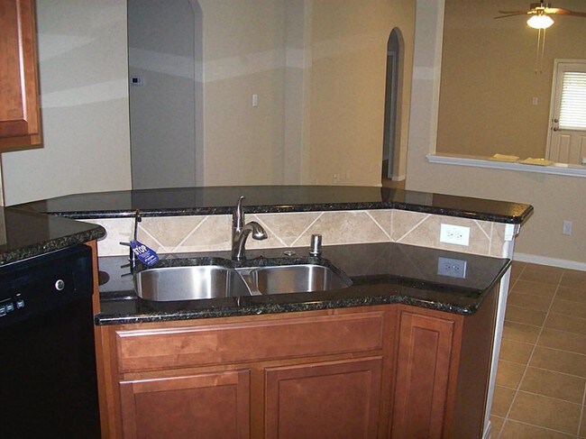 Foto del edificio - 13222 Clover Creek Point Ln