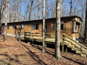 Building Photo - 5289 Seagrove Plank Rd