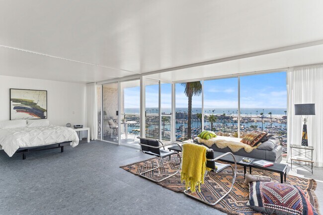 Foto del edificio - 1200 Harbor Dr N