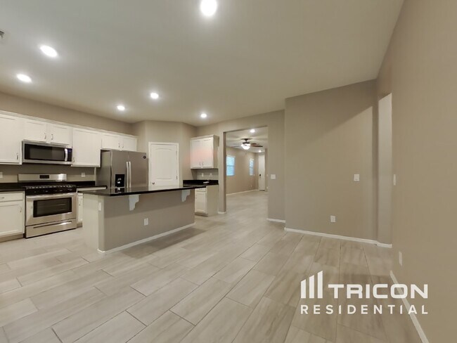 Foto del edificio - 8706 N 172nd Dr