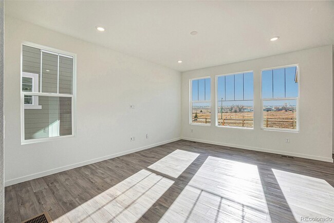 Foto del edificio - 650 Rob Roy Ct