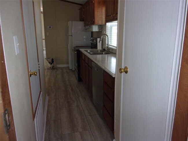 Foto del edificio - 10030 Cedar Landing Dr