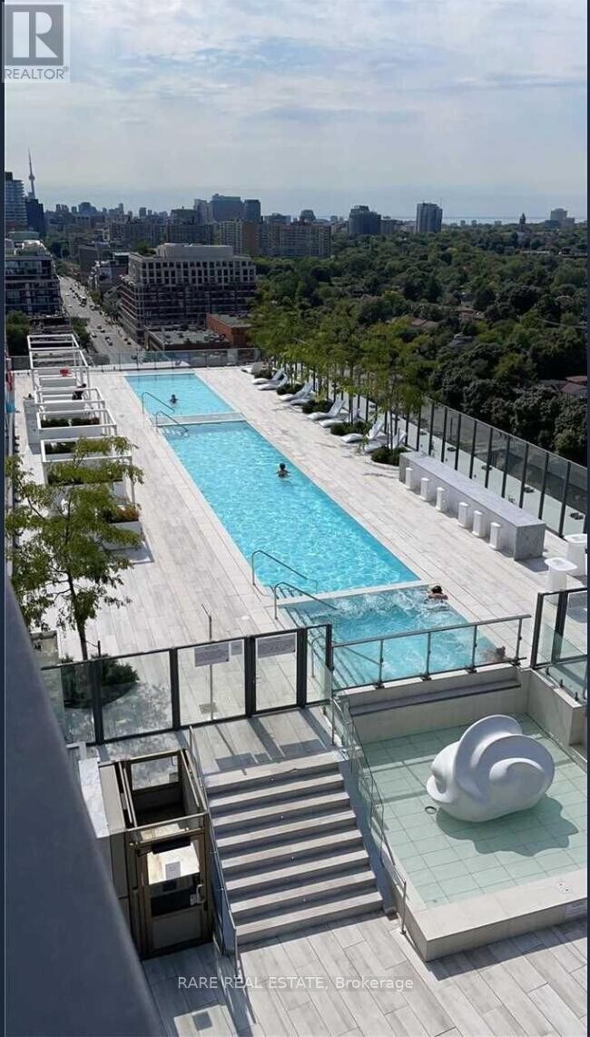 Photo du bâtiment - 5 Soudan Ave