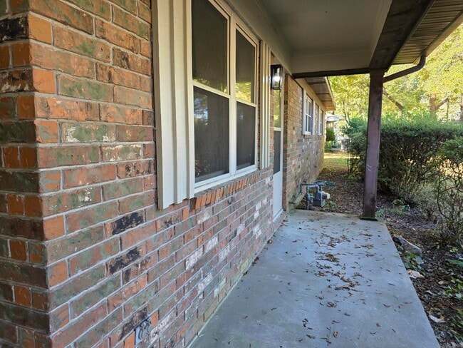 Building Photo - 3 Apache Dr