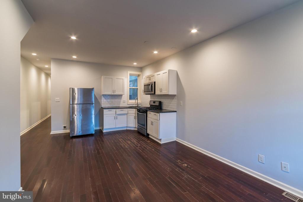 Foto principal - 723 S 56th St