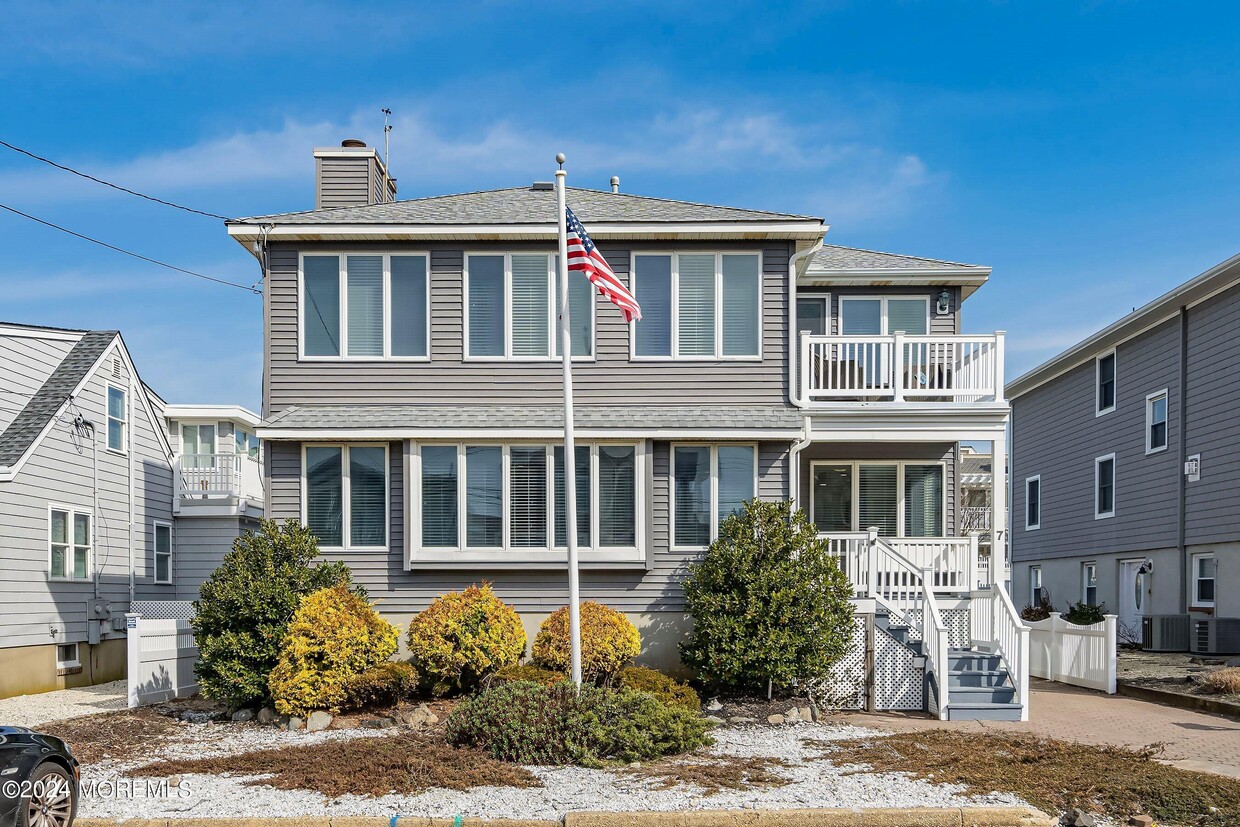 7 New York Ave, Lavallette, NJ 08735 House Rental in Lavallette, NJ
