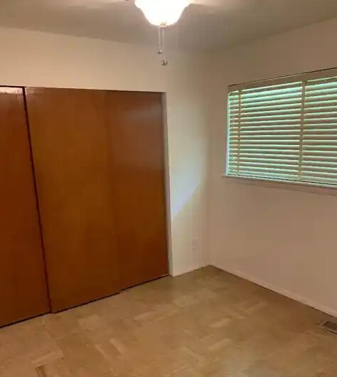 Building Photo - 9778 Greenbush Pl