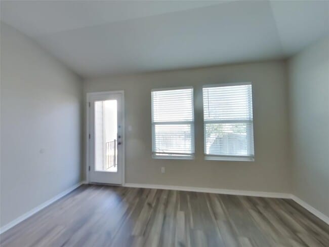 Building Photo - 3525 Stride Ln