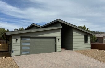 Building Photo - 100 W Hummingbird Ln