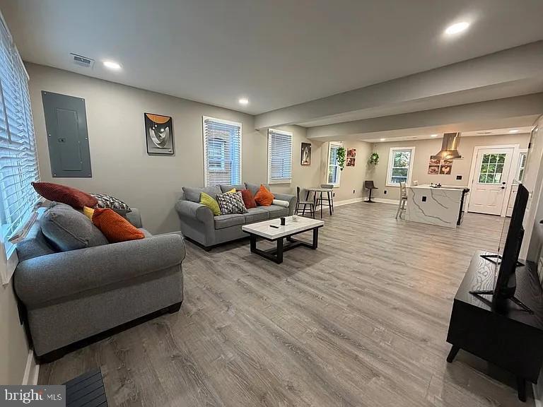 Foto principal - 4523 Dix St NE