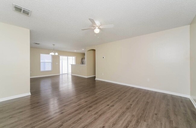 Foto del edificio - 2408 Ruddenstone Way